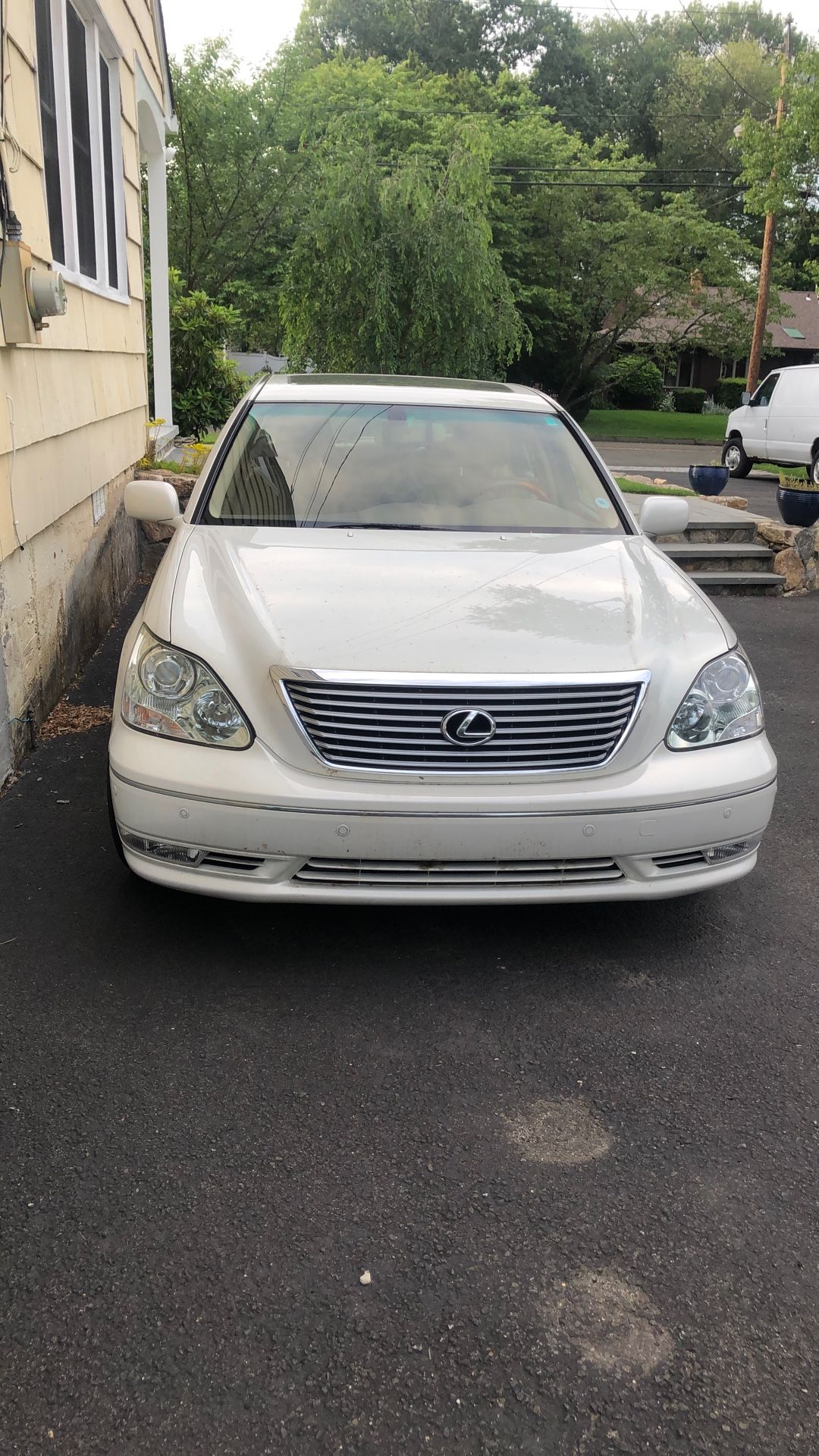 2004 Lexus LS 430