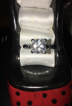 🦅💍Silver ring with beautiful white stone 🦅💍