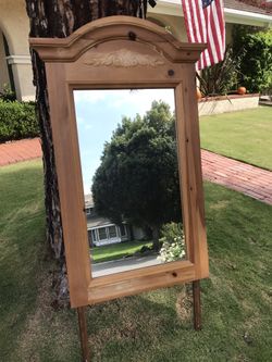 Broyhill mirror