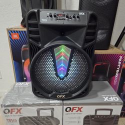 15" Rechargeable Bluetooth Speaker perfect for Outdoors or Indoors. Microphone included for karaoke.This a 15-inch portable Bluetooth DJ/PA speaker wi