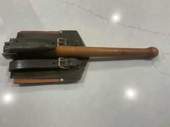 German military entrenching tool shovel pick