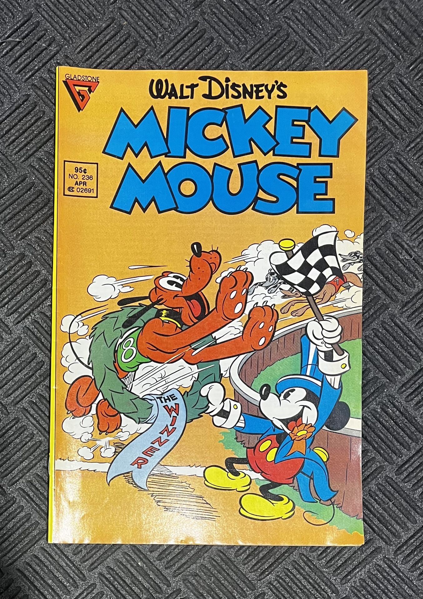 Mickey Mouse #236 (April 1988) – Pluto the Racer Pt 2 – Disney Classic