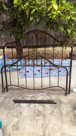 Full size Iron bed