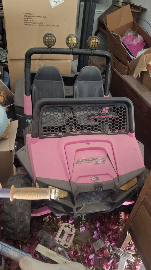 Toddler Jeep, Kitchen, Stroller, And Grocery Cart