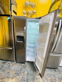 Refrigerator side by side no credit needed
