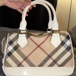 Burberry Purse