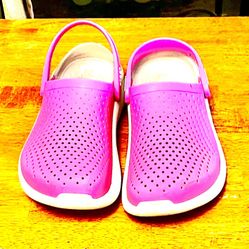  Womens Literide Pink Crocs Sz7