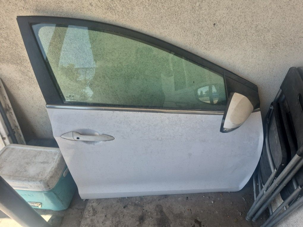Hyundai Elantra Car Door Right Side