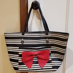 NEW Betsey Johnson Striped Red Bow Tote 