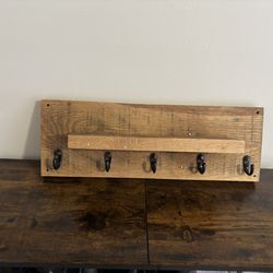 Handmade Solid Wood Key Rack w/ Shelf – 5 Hooks