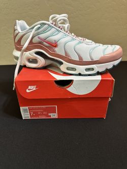 Nike Air Max Plus Never Worn 7Y