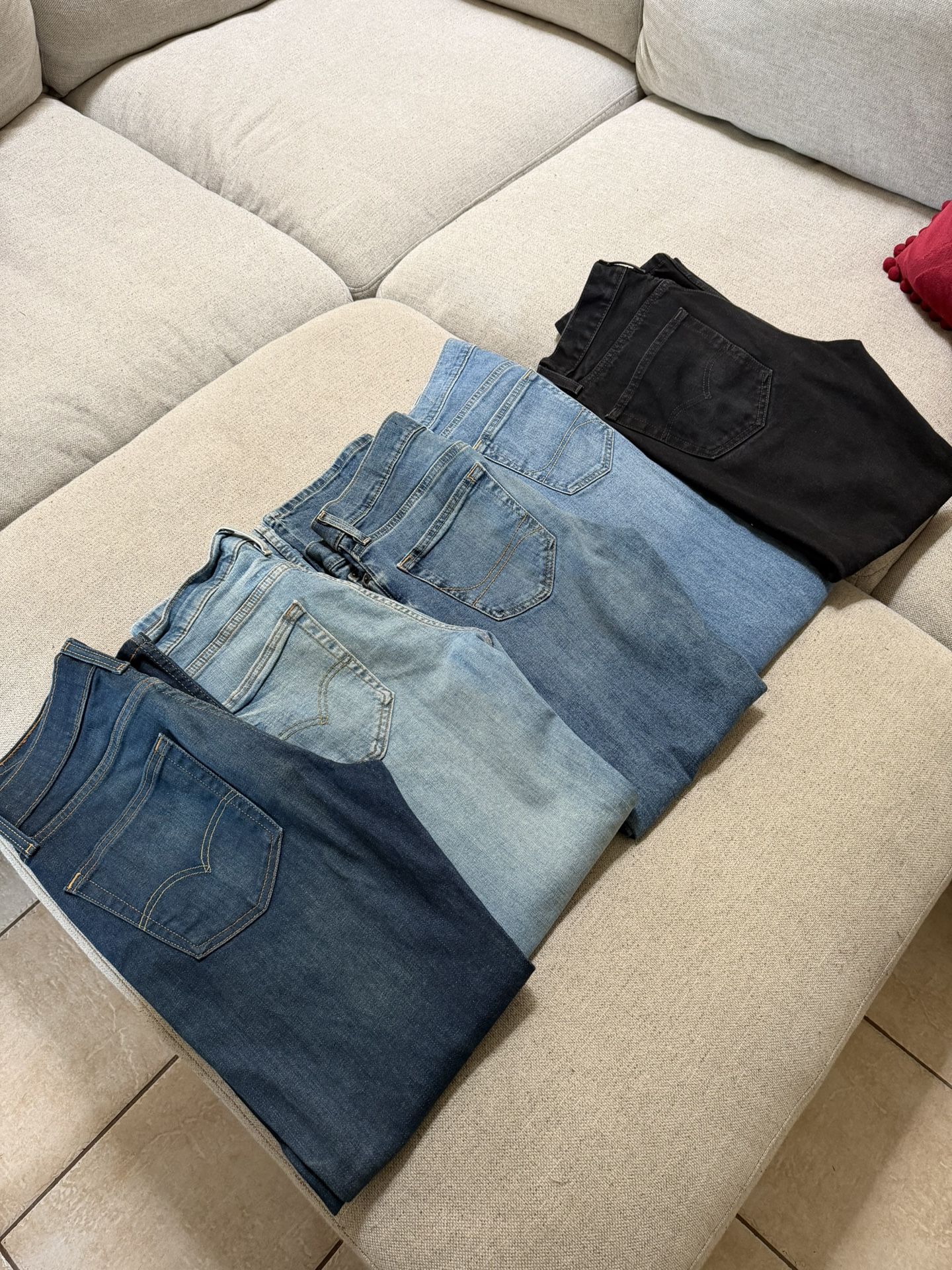 Levi / Hollister Men Jeans