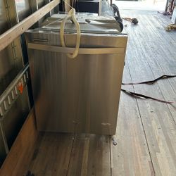 Dishwasher 
