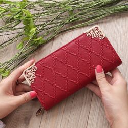 Korean Embossed Rhombus Elongated Wallet Hollow Corner Multi-card Position Handbag 