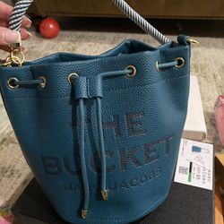 Marc Jacobs Pillow Bag for Sale in Somerset, NJ - OfferUp