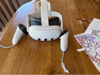 Meta Quest 3 VR Headset + Controllers
