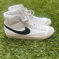 Nike Blazers Women Size 8 Women 