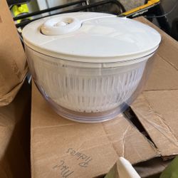 Pampered Chef Lettuce Spinner 