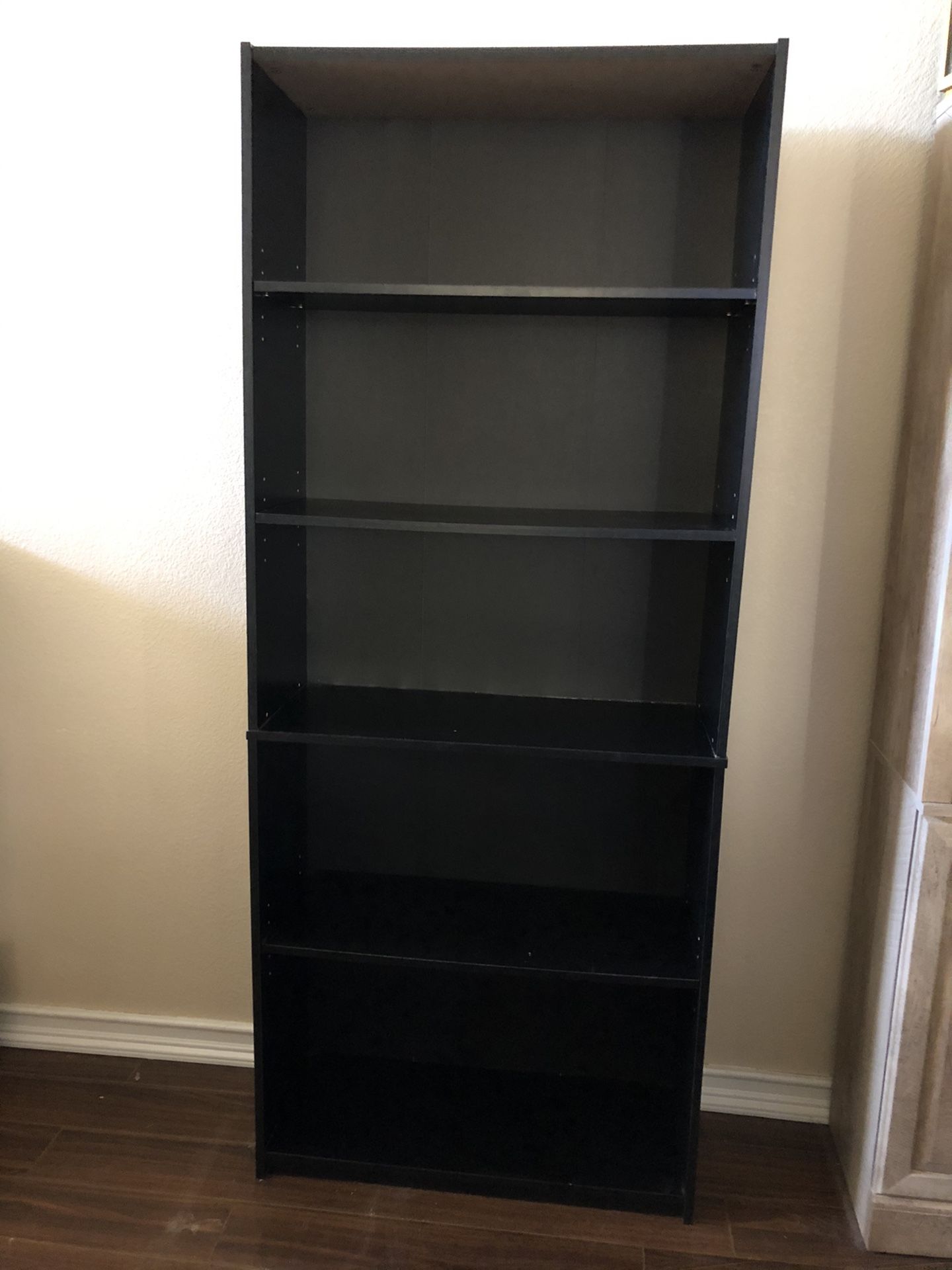 Black 5 shelves Bookcase