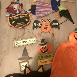 Assorted Halloween Decorations 