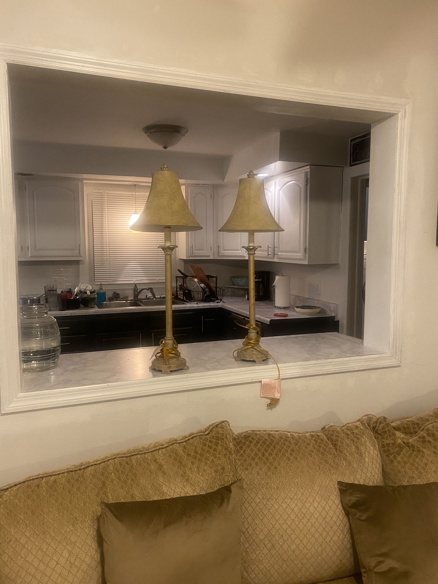 2 Traditional/ Beach Style Matching Lamps