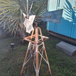 4ft Windmill