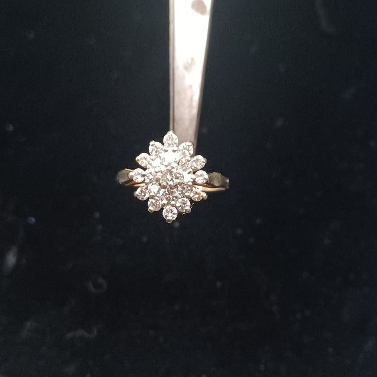 14K Gold Diamond Cluster Ring