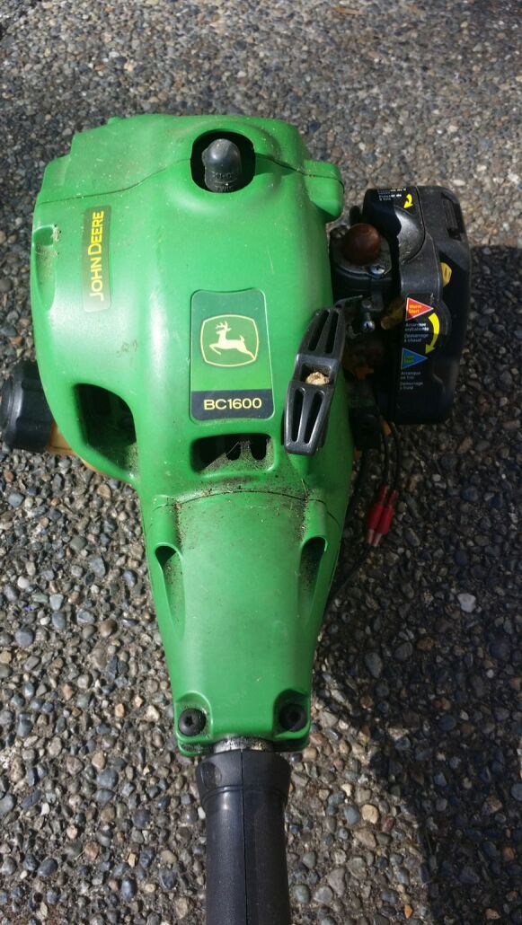 John deer bc1600 2 stroke weed eater for Sale in Tacoma WA OfferUp