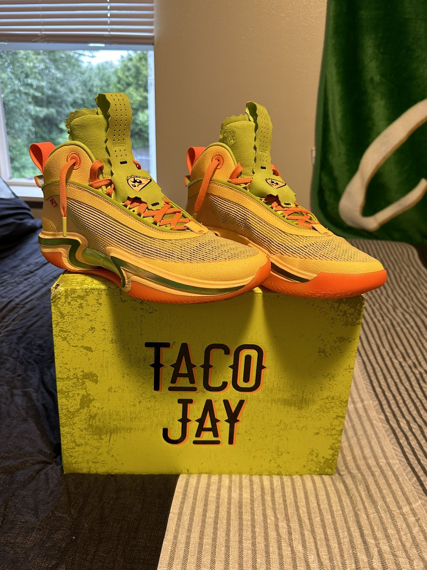 Air Jordan 36 High Taco Jay Size 11 for Sale in Marysville, WA