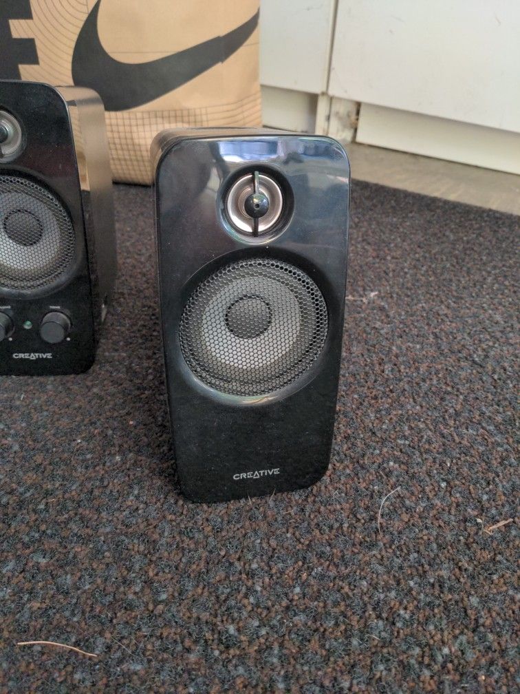 Wired Small Speakers