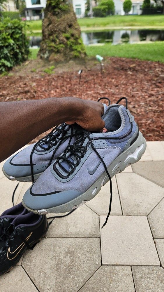 Nike