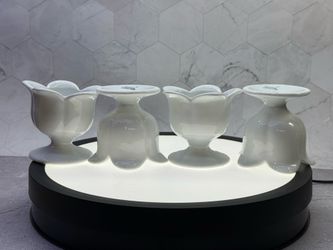 Set of (4) Vintage XCELL white tulip-shaped Petal footed dessert bowls. Excellent Condition.