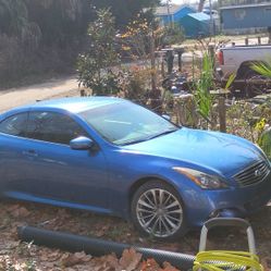 Infiniti G37 2011 Convertible Coupe