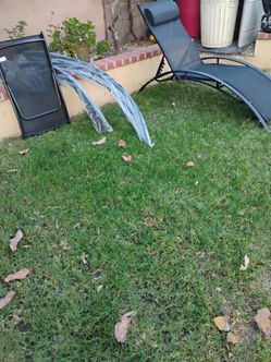 Outdoor lounge chair nuevas $150 por las dos