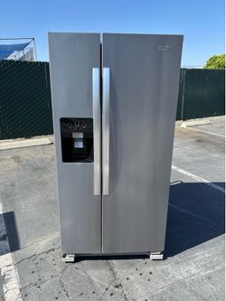Whirlpool side by side refrigerator