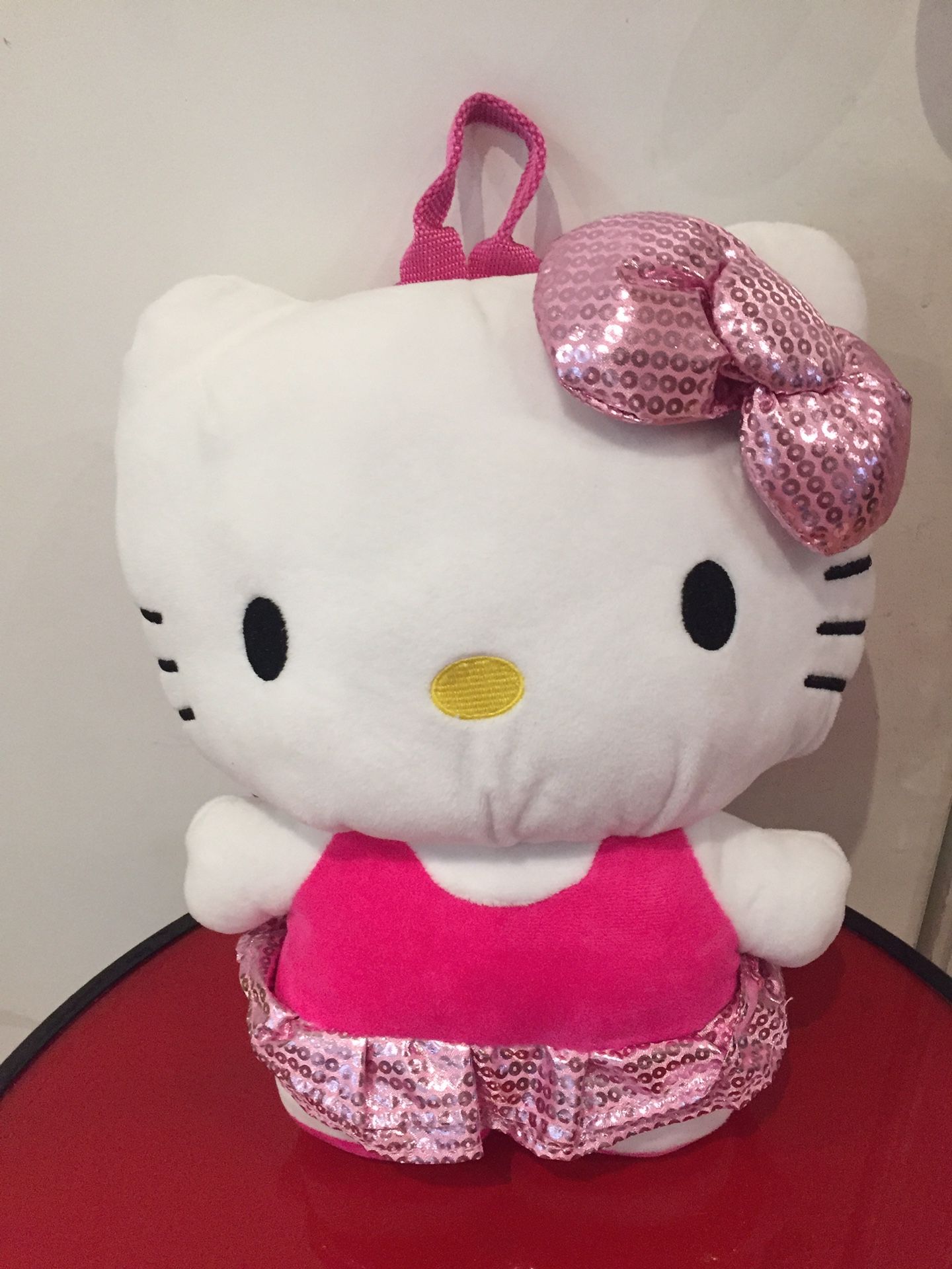hello kitty small compartment backpack