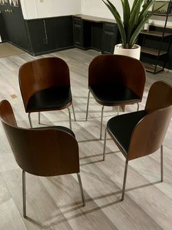 Set of 4 Mid-Century Modern Dining Chairs