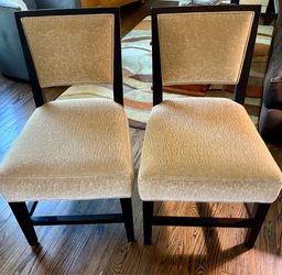 Accent/dining chair pair