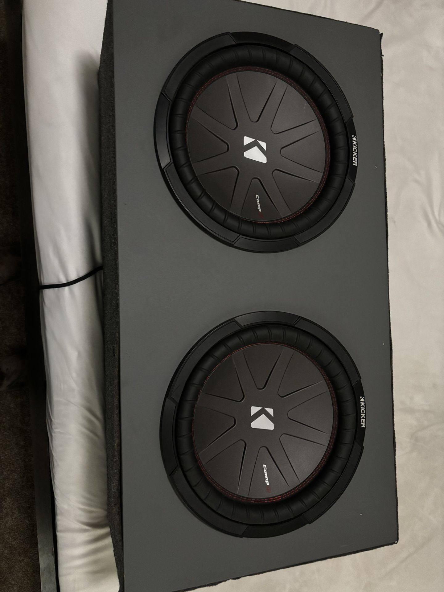 2 Kicker Comp R 12’s