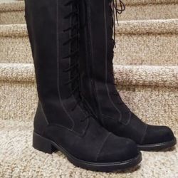 New [Retail $250] Women's Size 9 CLARKS Boots Expandable Opening /Full Zipper/ LEATHER; Heel Support