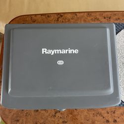 Raymarine E120 GPS