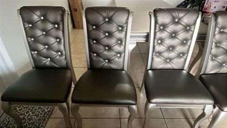Dining Table 6 Chairs