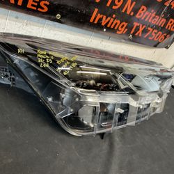 FORD MUSTANG MACH-E HEADLIGHT RH 2021-2025 OEM