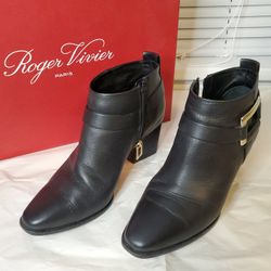 Roger Vivier Buckle High Heel Boot