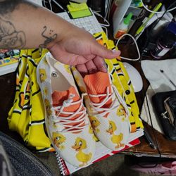 Duck Shoes 