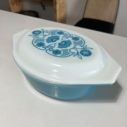 Vintage Horizon Blue Pyrex 1 1/2 QT Casserole