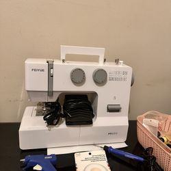 FYe310 Full Size Sewing Machine with Foot Pedal, Heavy Duty & Portable, Power...