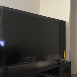 1 Televisor + 1 Play 5 + 3 Juegos + 1 Control 