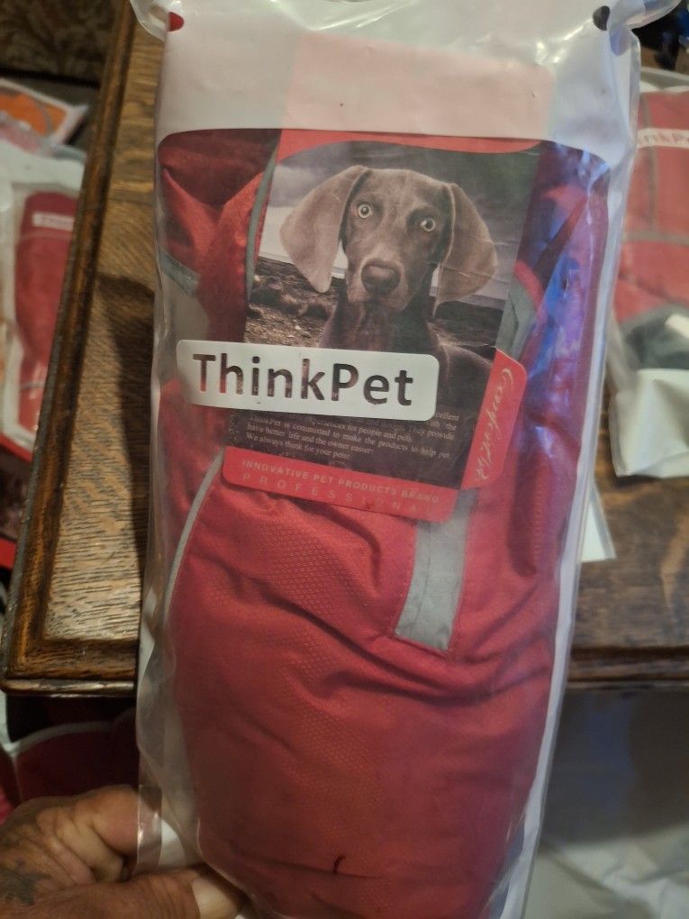 THINKPET-MEDUIM DOG JACKET.fluffy Interior, Reflective Exterior, Canvas,zipper For Leash,adjustable