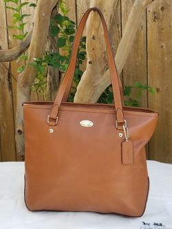 Coach Crossgrain Zip Tote